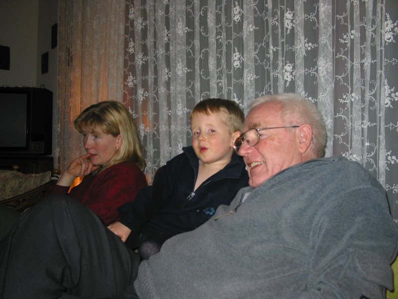 ../Images/2001-12-27 17-08-10.jpg